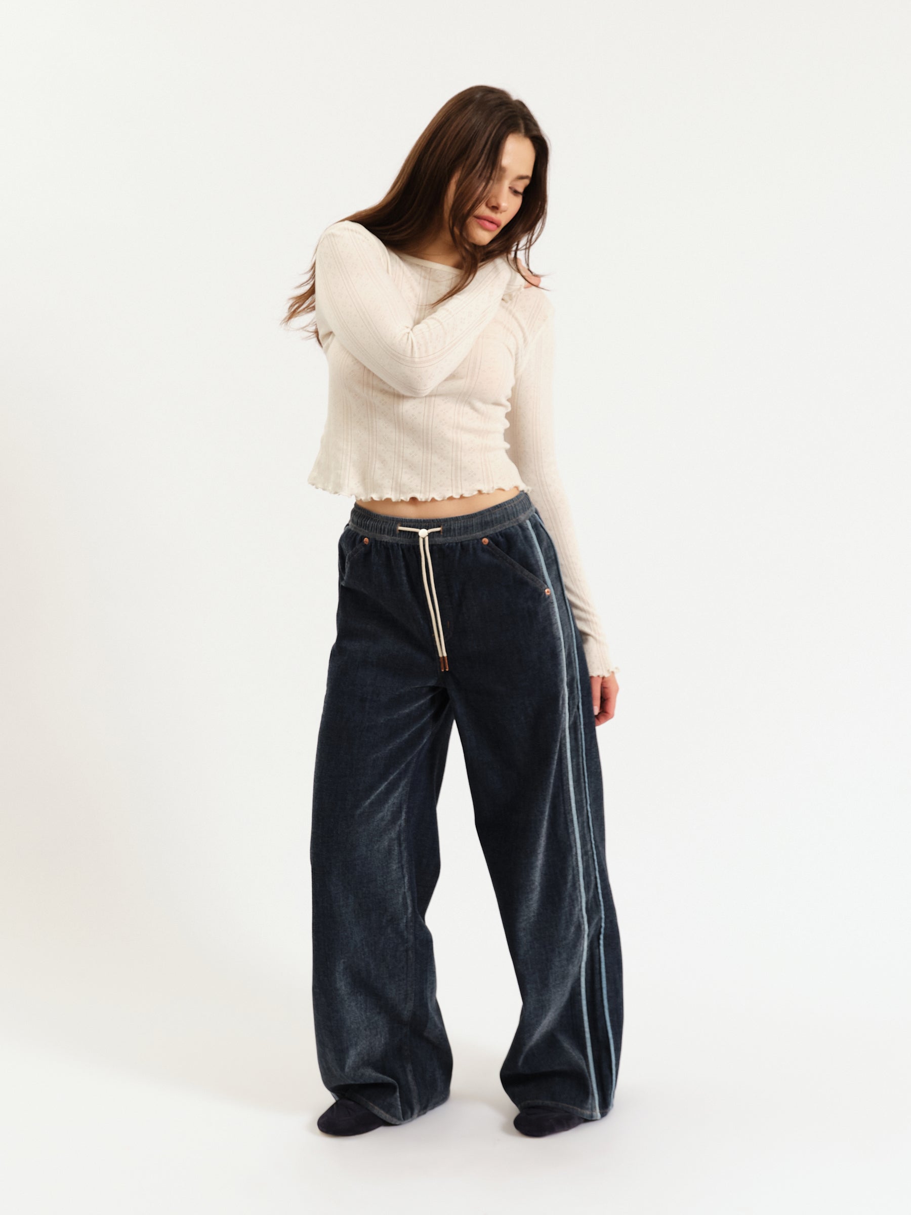 The Cozy Jean Wide Leg Pull On in Sky Whisper – Daze Denim
