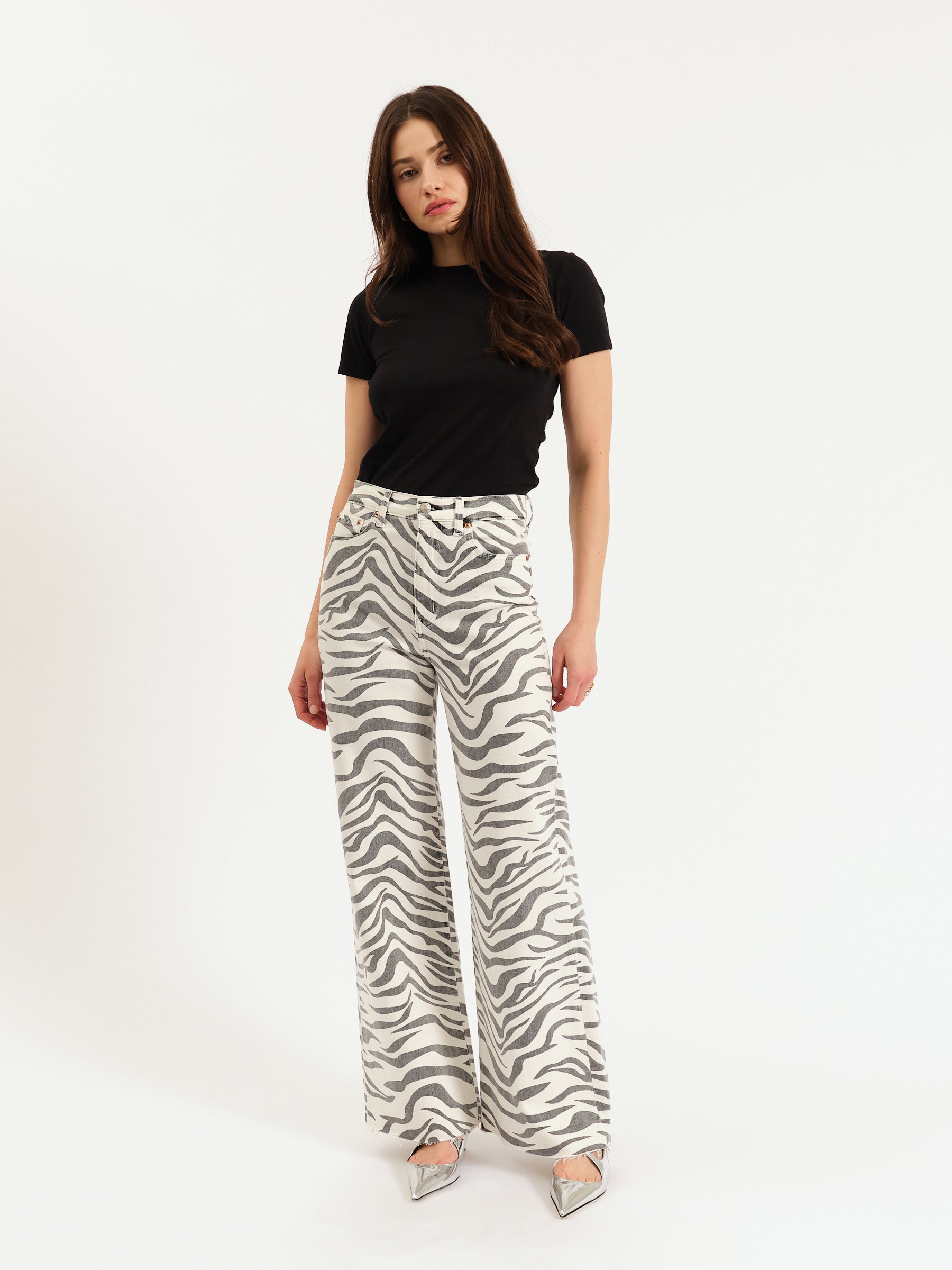 Far Out High Rise Wide in Zebra – Daze Denim