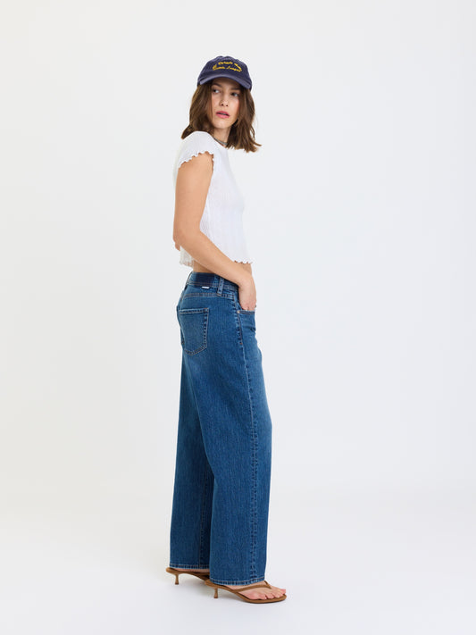 Replay Low Rise V-Waist Soft Barrel in Almost Home