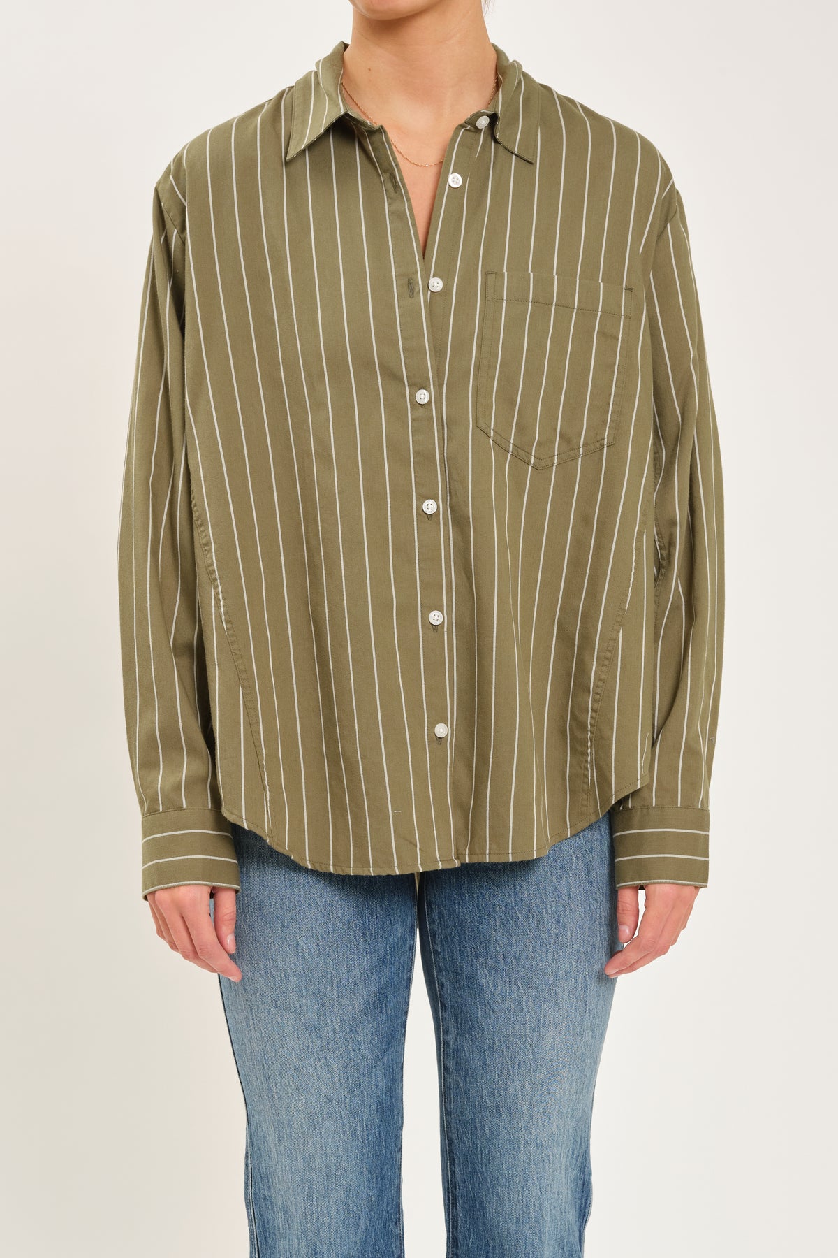 Boyfriend Shirt in Grass with Ivory Stripe