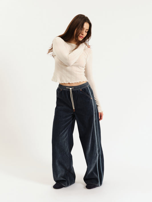 The Cozy Jean Wide Leg Pull On in Sky Whisper