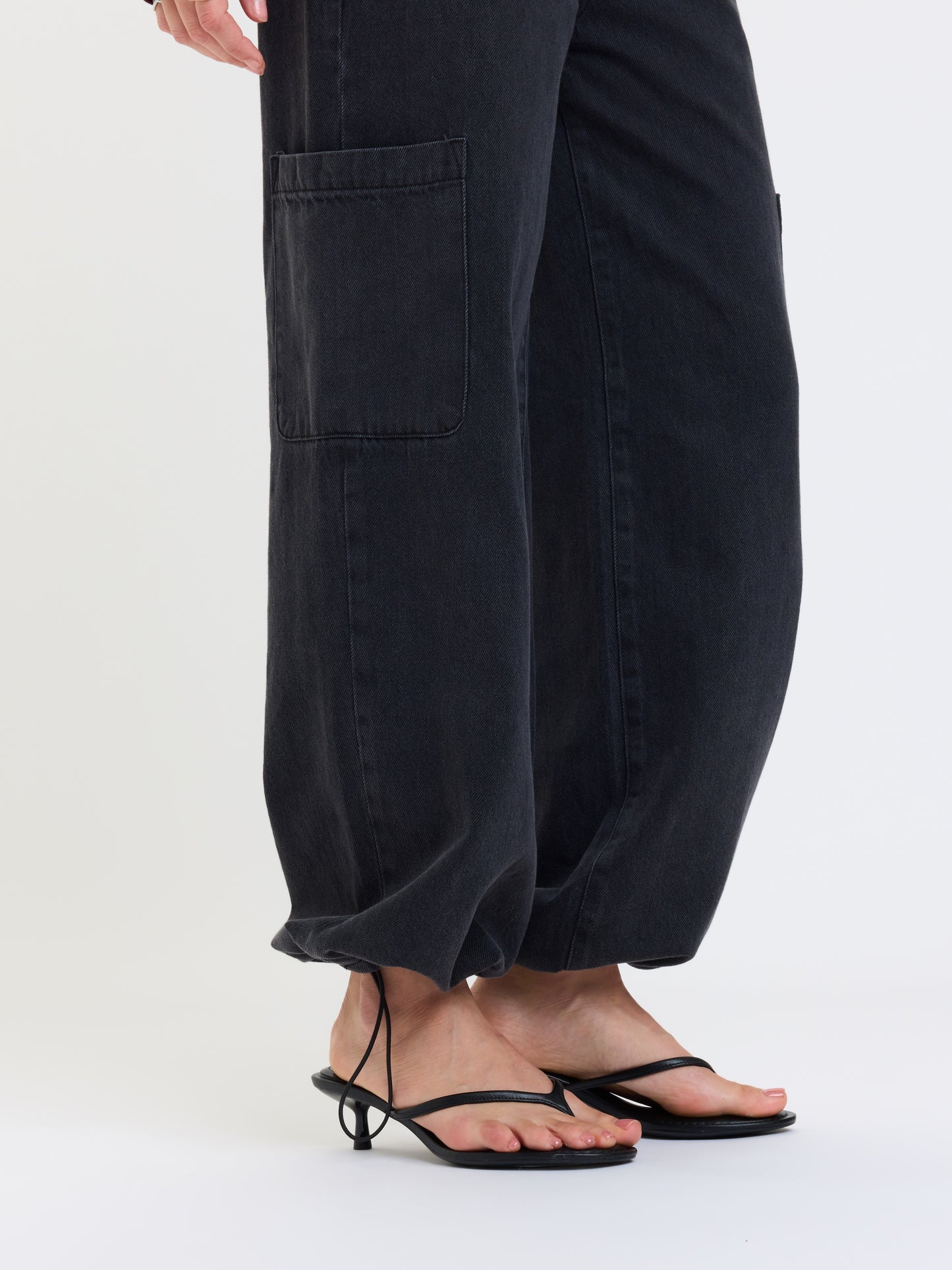 Mirage Mid Rise Cargo Harem in Eclipse