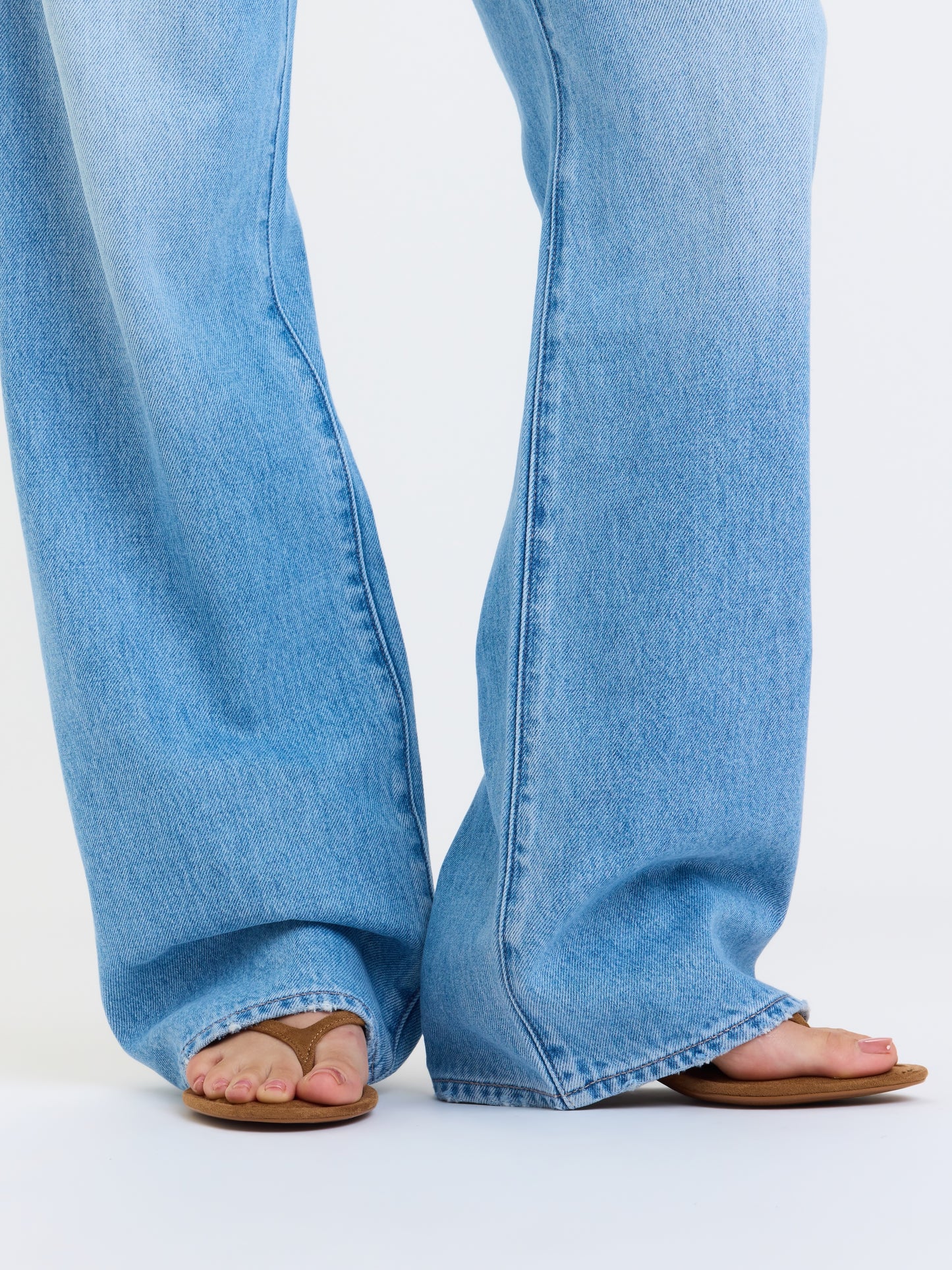 2k Mid Rise Relaxed Baggy Pant in Pulse