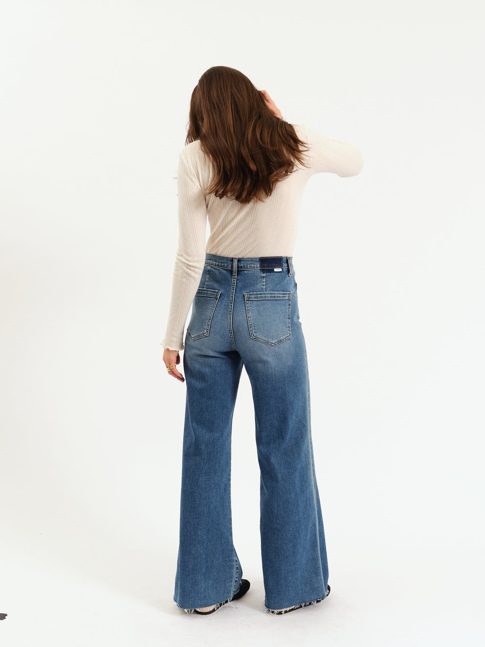 Far Out High Rise Wide in Vintage City Daze Denim