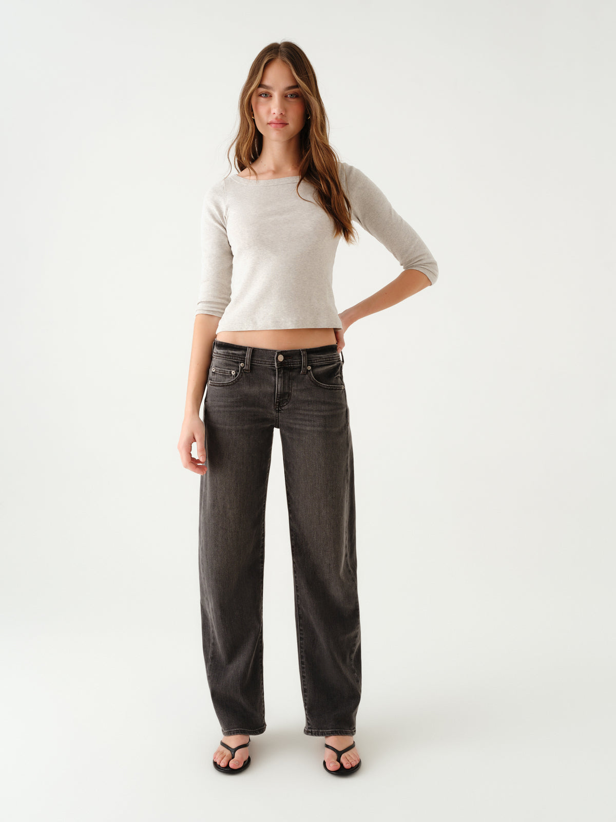 Replay Low Rise V-Waist Soft Barrel in Motion