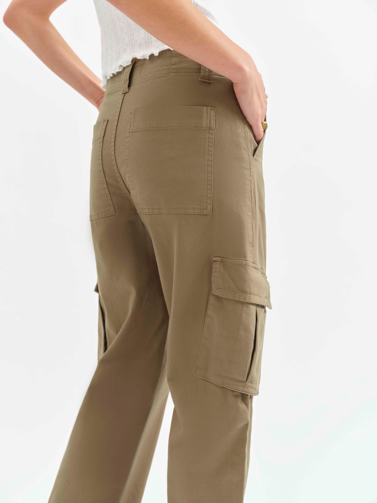 The Squad Curved Leg Cargo Pant in Thicket