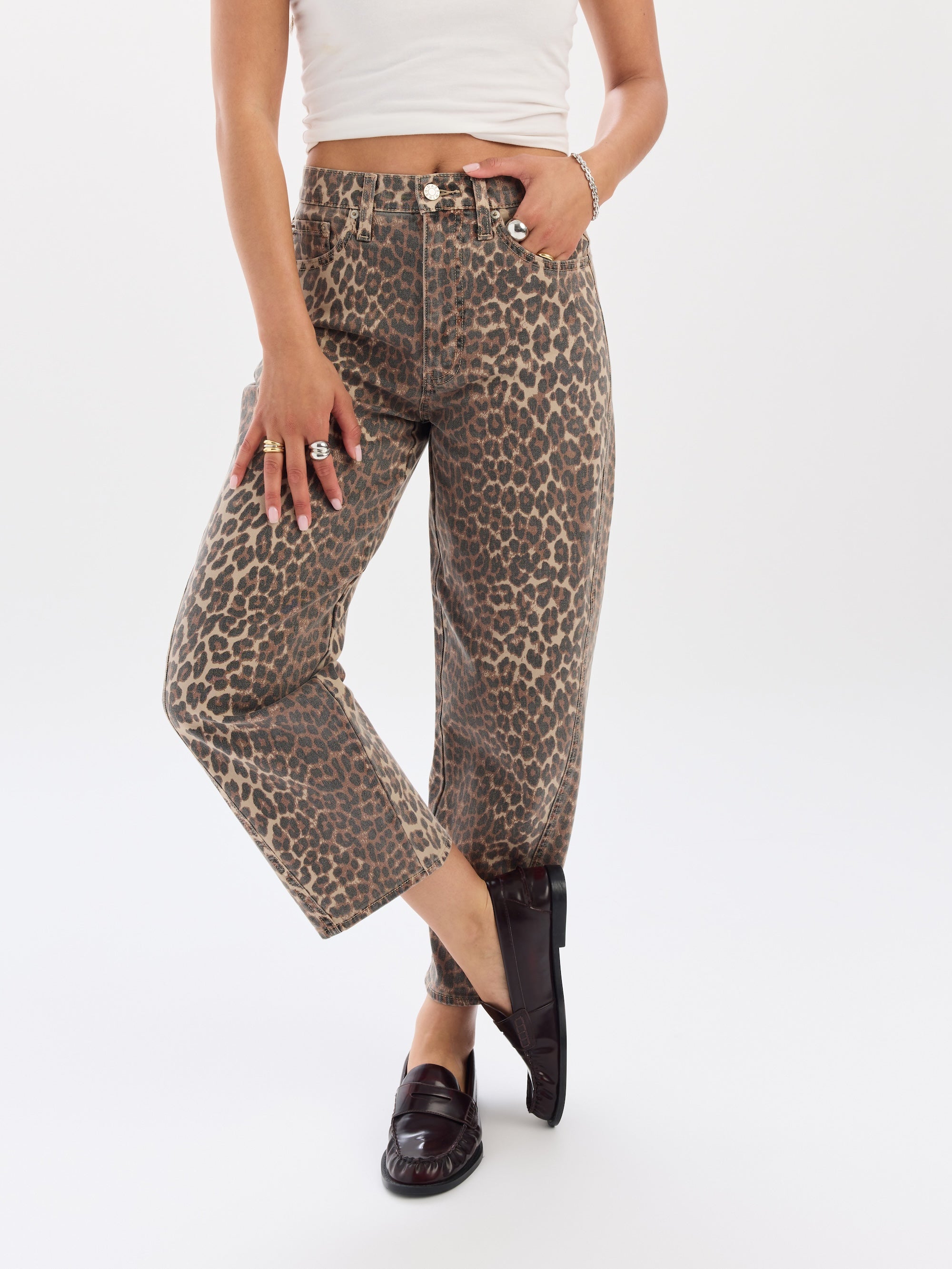 Westward High Rise Barrel Leg in Cool Cat – Daze Denim