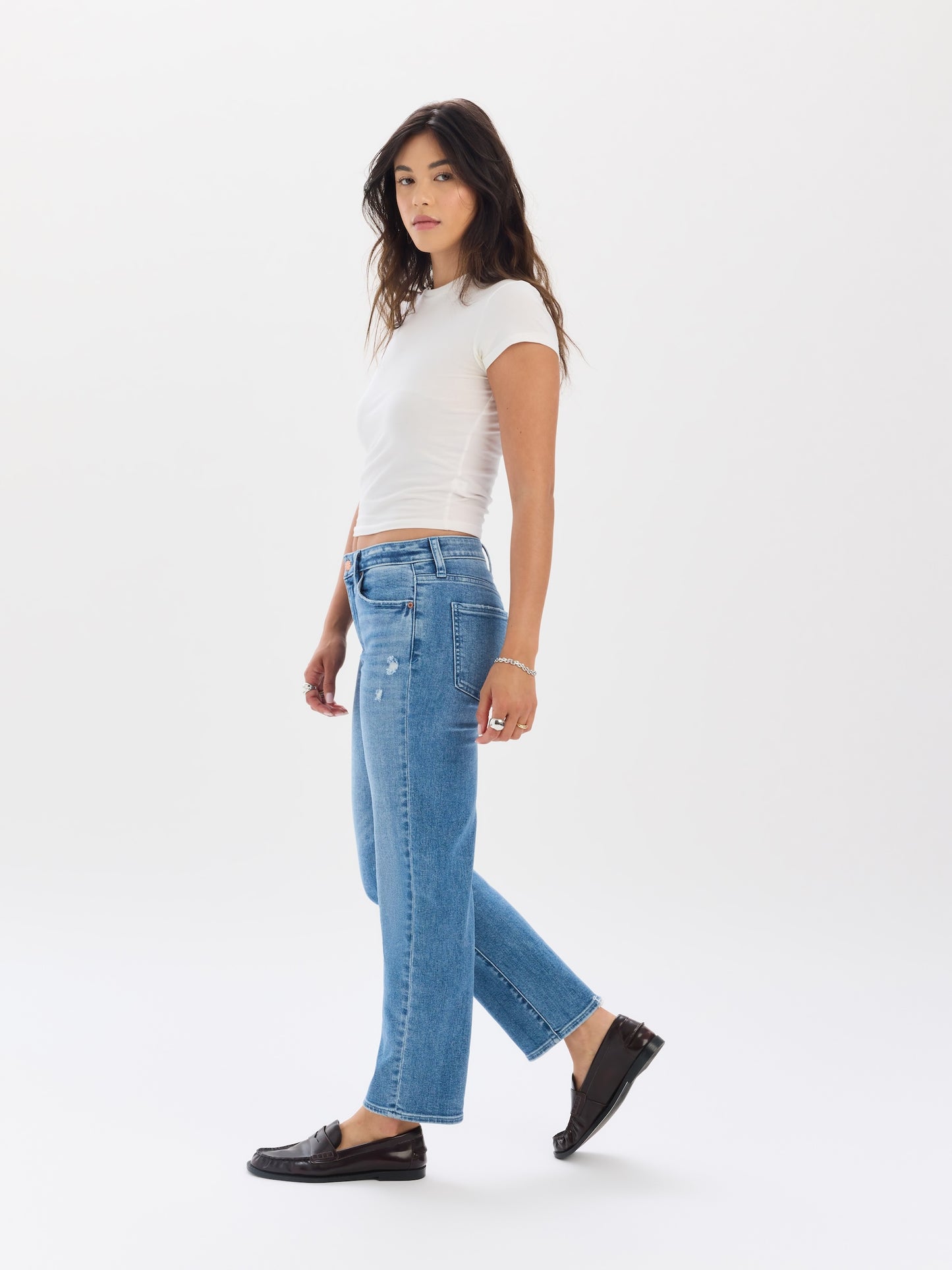 Rebel Mid Rise Slim Straight in Real Deal