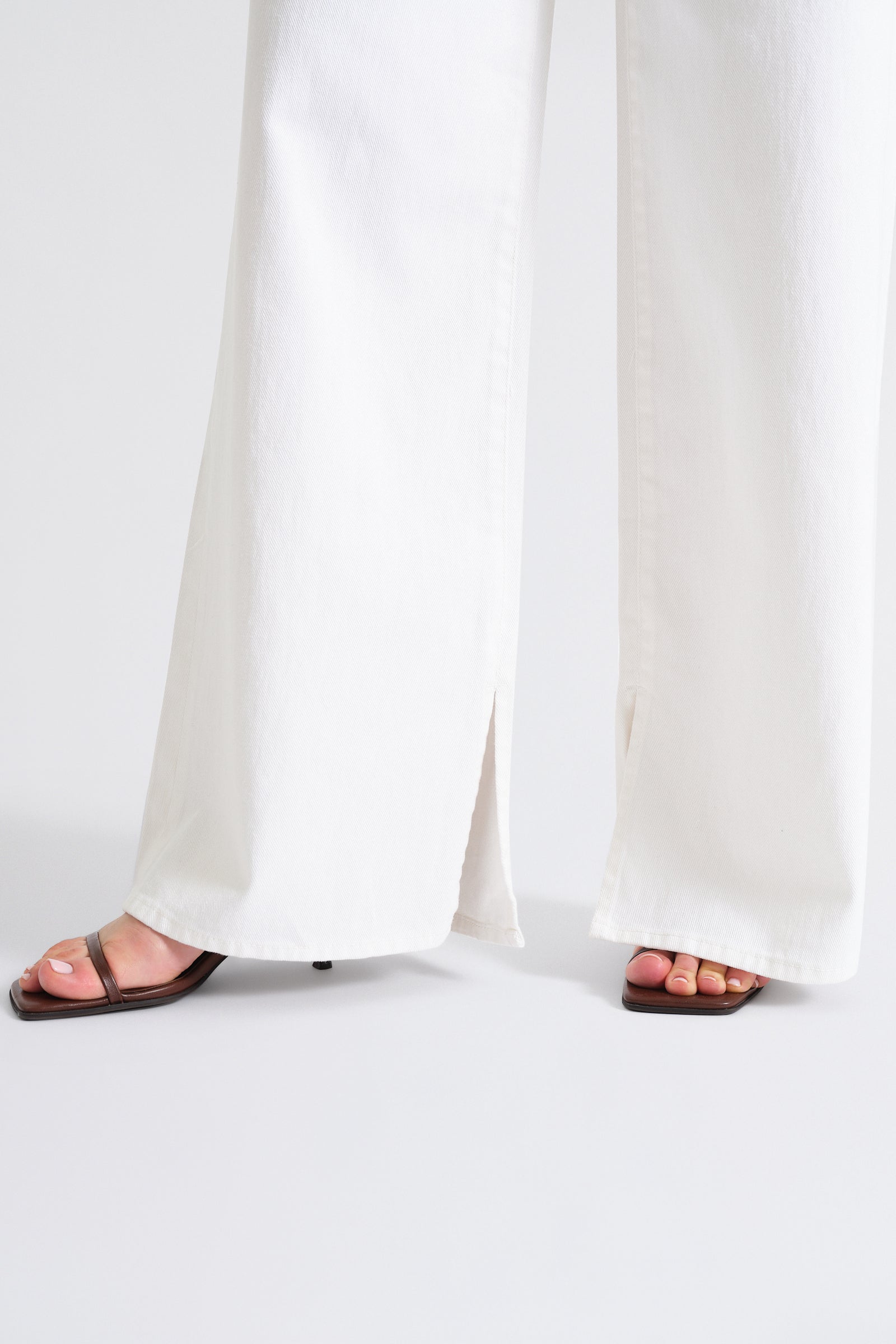 The Wanderer Mid Rise Palazzo in Lamb – Daze Denim